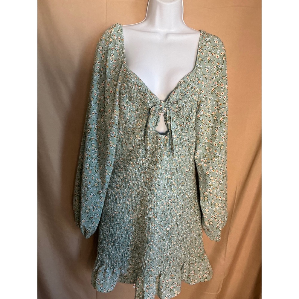 Alison & Kelly Mini Dress Womens XL Green Floral Excellent Smocked Tie Front